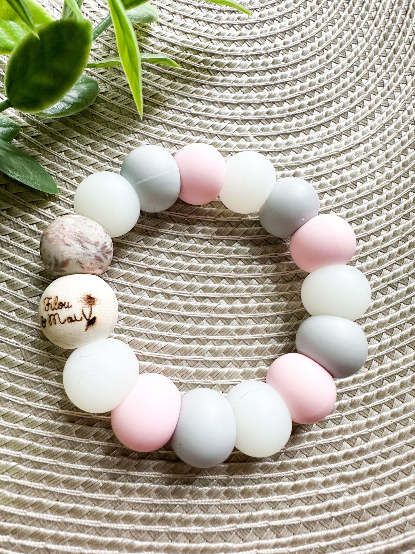 Bracelet enfant - fleurs délicates - glow in the dark