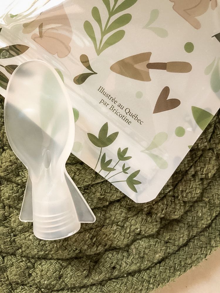 Cuillère supplémentaire pour les pochettes alimentaires