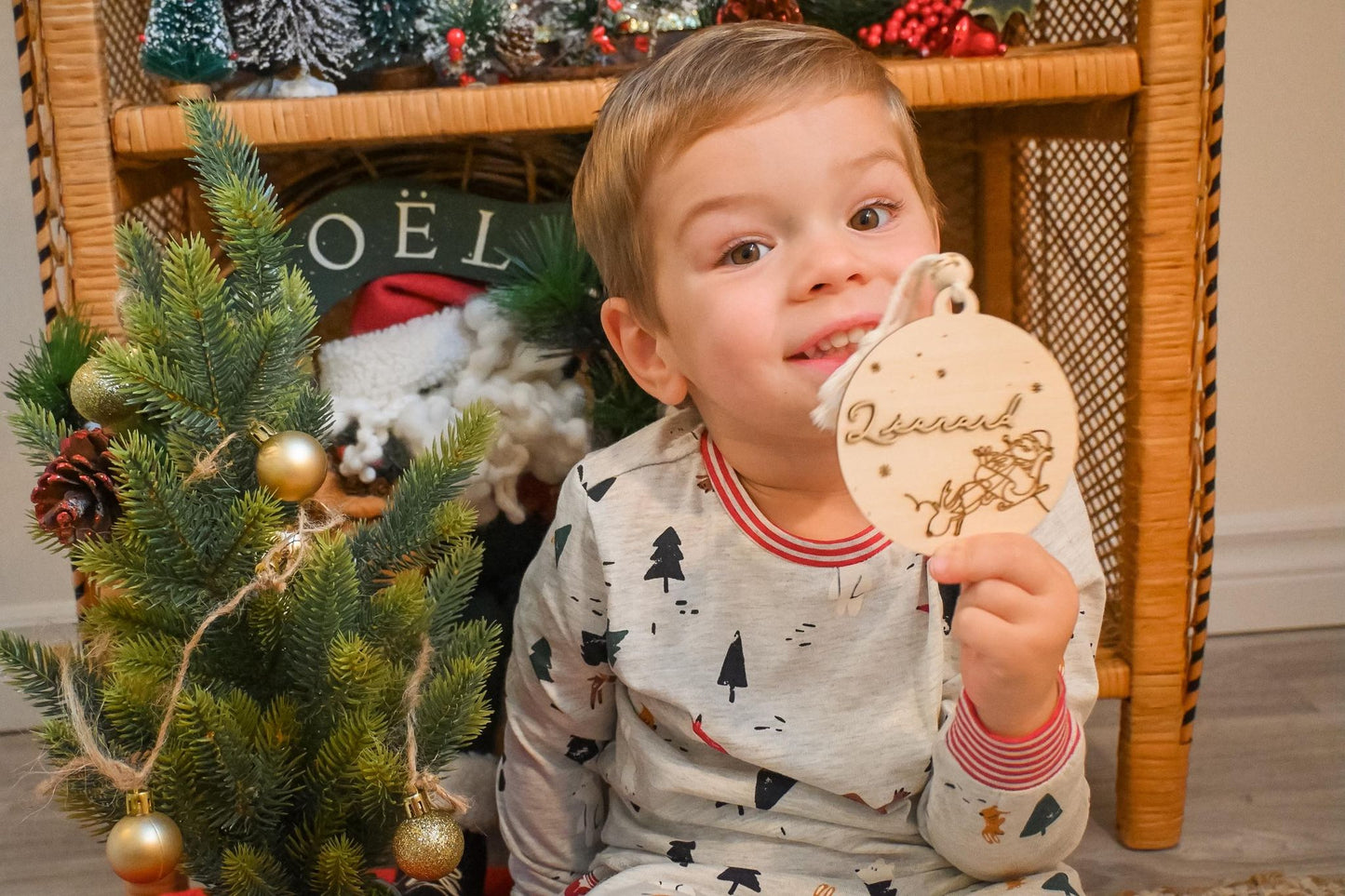 ornement de noël enfant personnalisable 2023