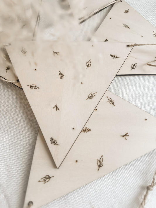 Guirlande de fanions à thématique feuilles