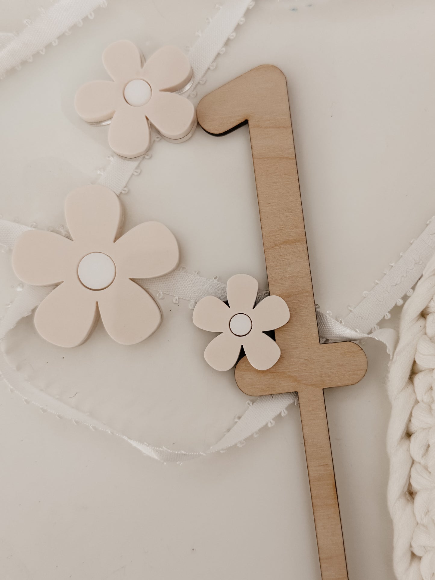 Cake topper ONE - Thématique fleurs