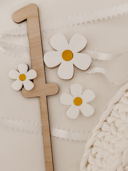 Cake topper ONE - Thématique fleurs