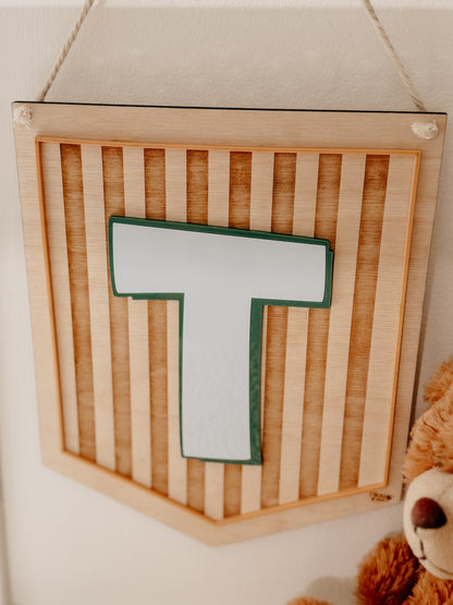 Fanion de chambre à lettre