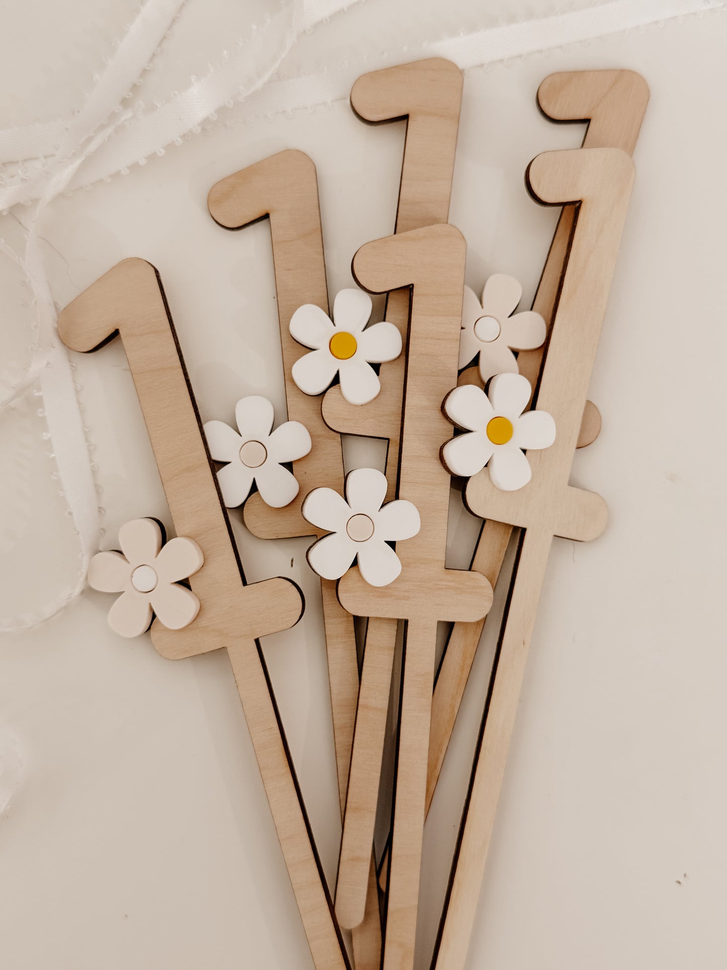 Cake topper ONE - Thématique fleurs
