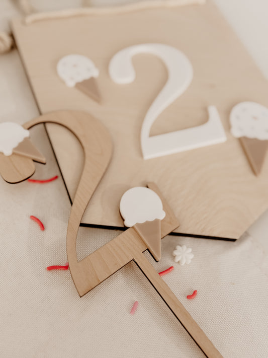 Cake topper personnalisé - Thématique cornet de crème glacée